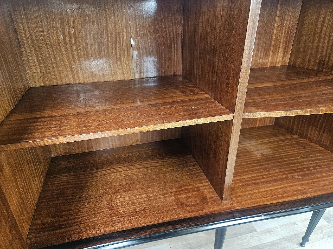 Credenza di Vittorio Dassi in palissandro e vetro nero, 1940 28