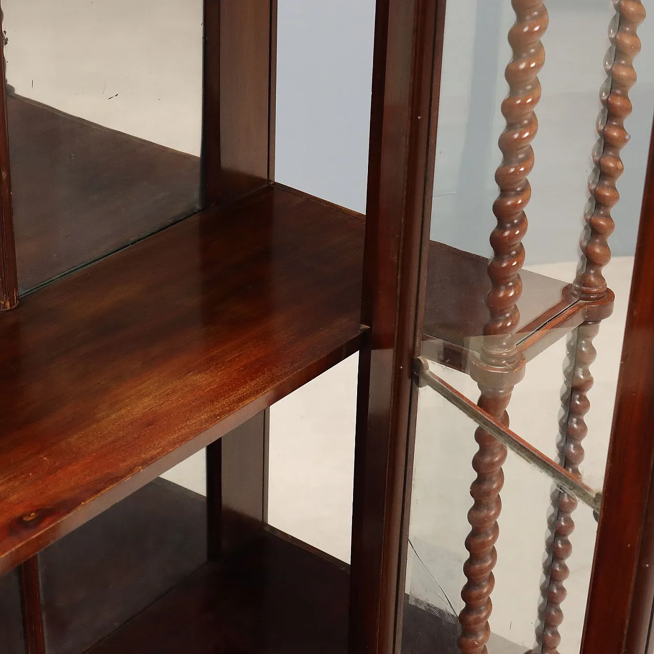 Louis Philippe display cabinet in mahogany, 19th century 4