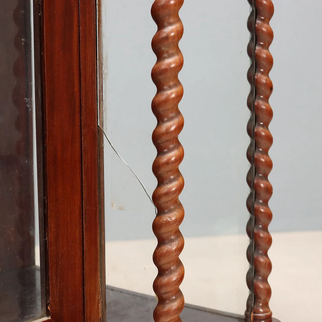 Louis Philippe display cabinet in mahogany, 19th century 8