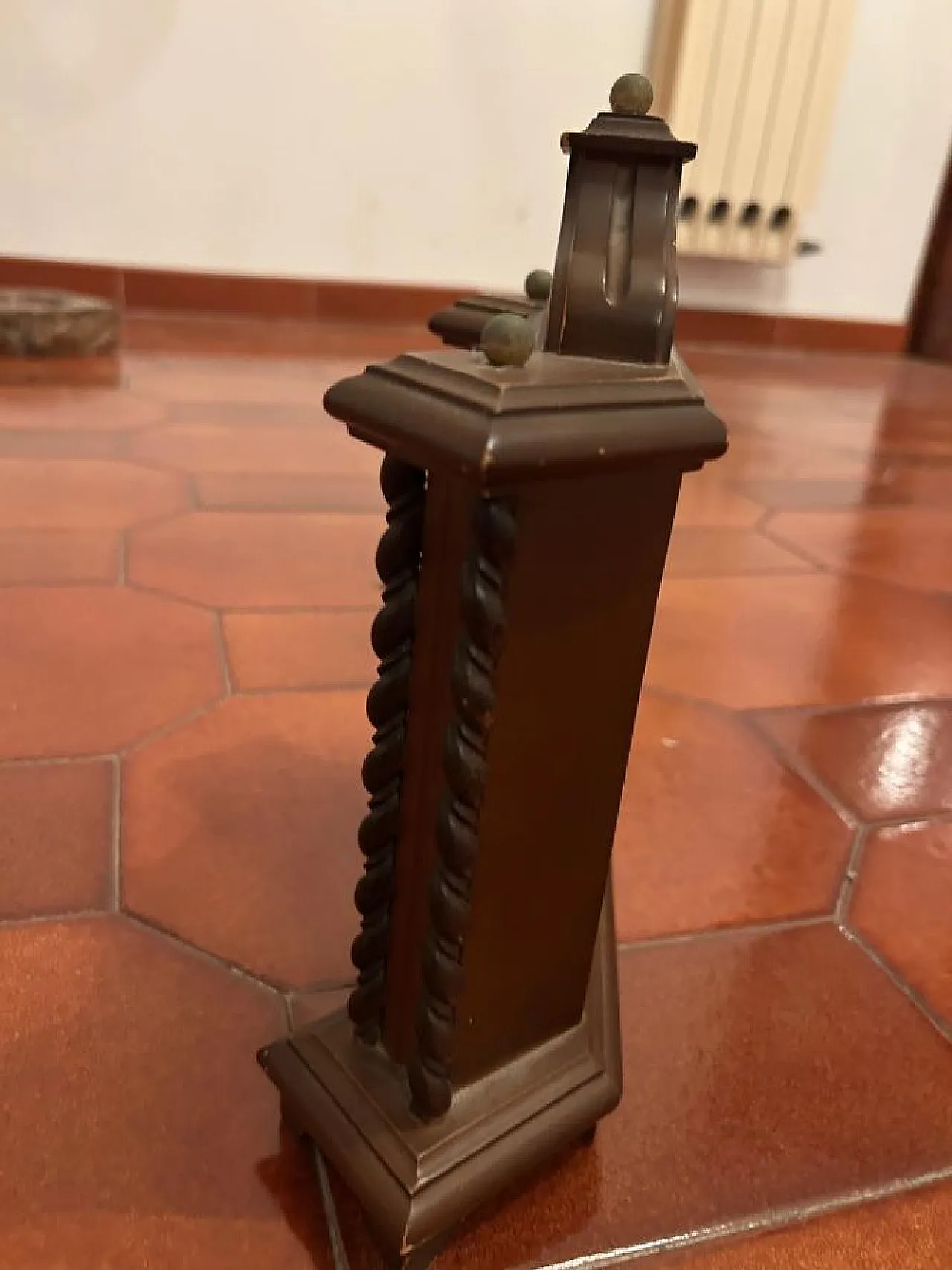 Sveglia da comodino in stile neobarocco, anni '70 1