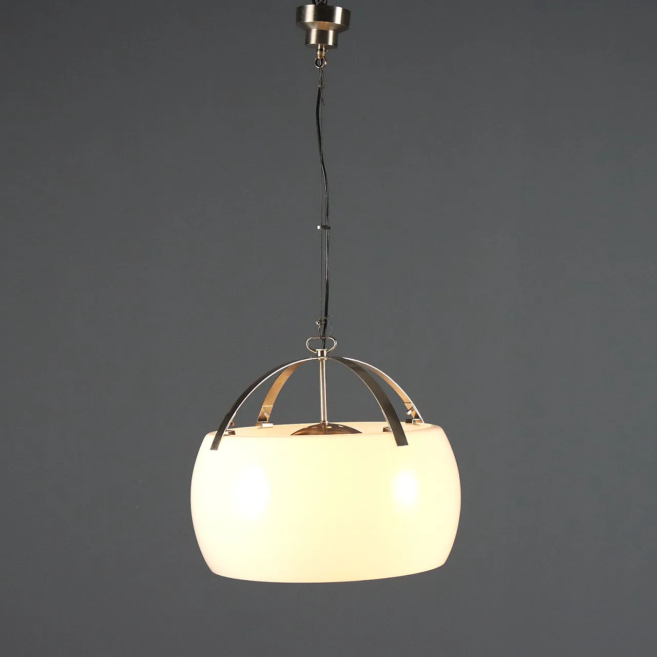 Lampada Omega di Vico Magistretti per Artemide, '900 1