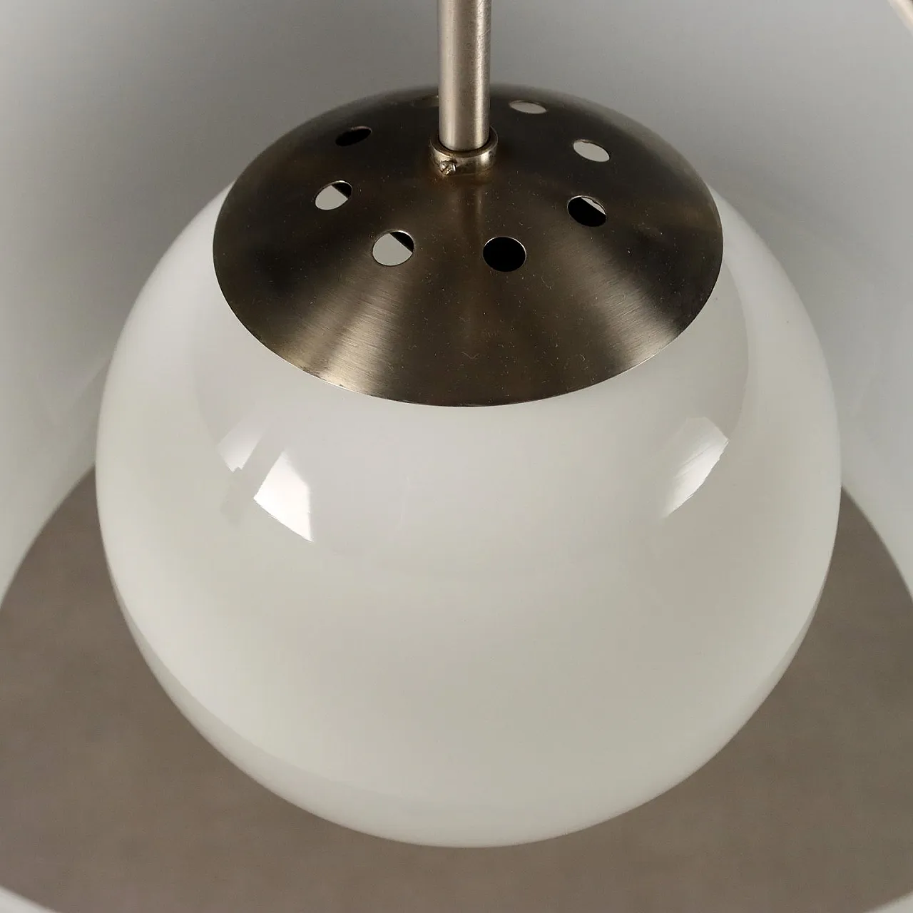 Lampada Omega di Vico Magistretti per Artemide, '900 7