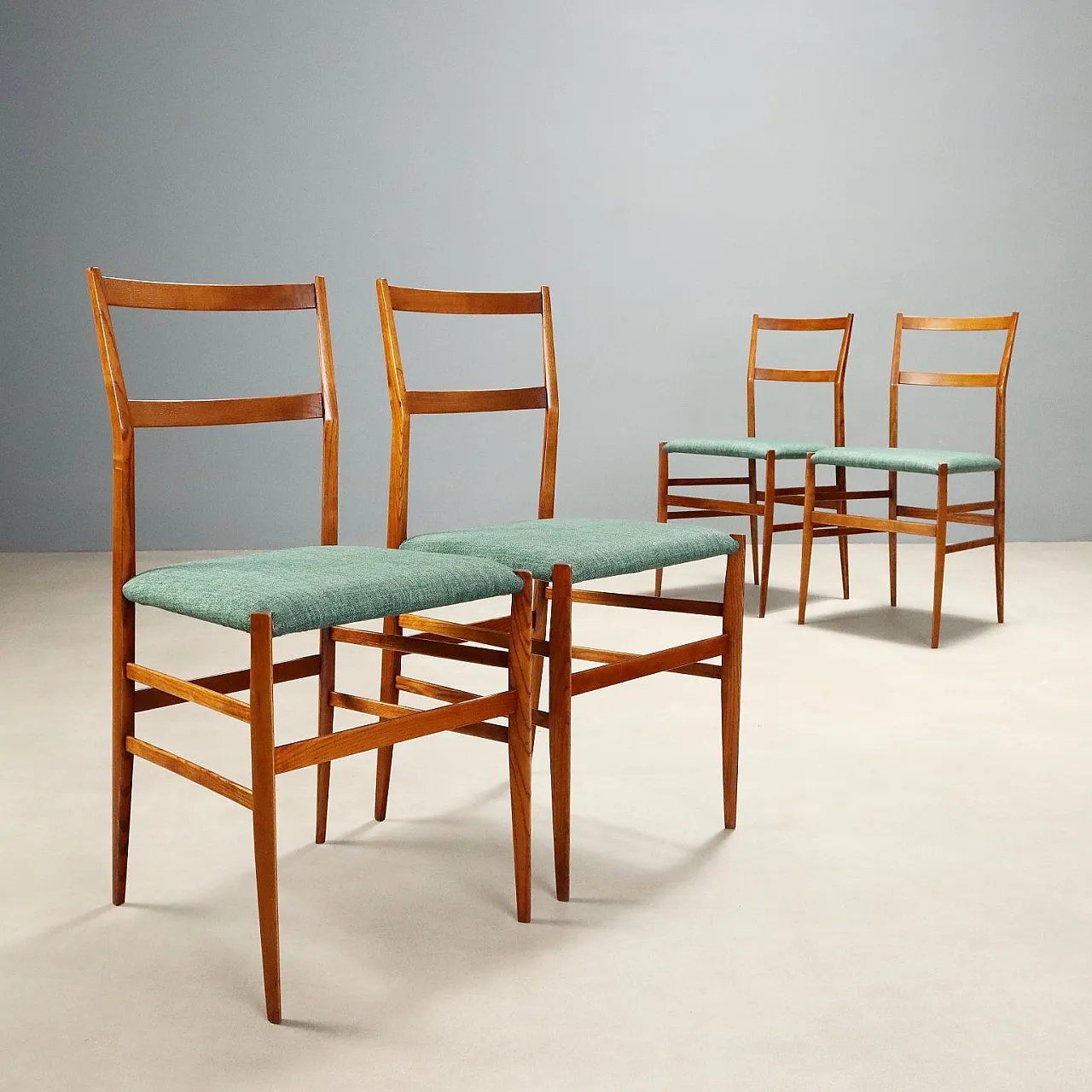 Sedie 699 Superleggera di Gio Ponti, anni '60 1