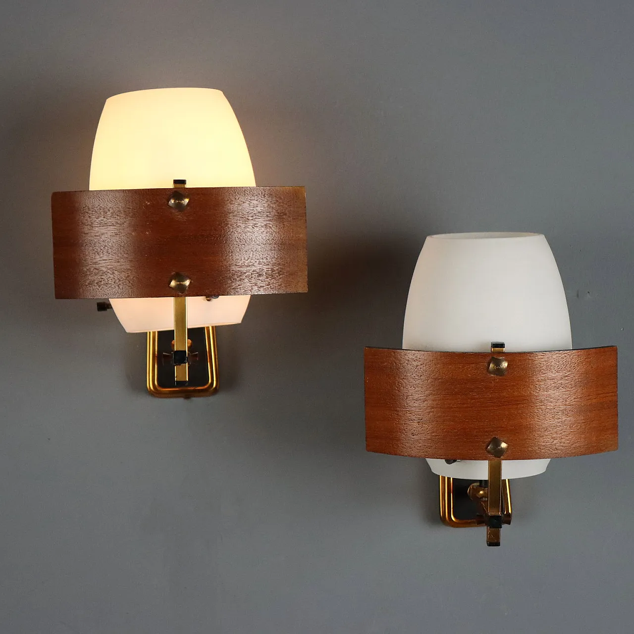 Applique in legno e ottone, anni '60 3