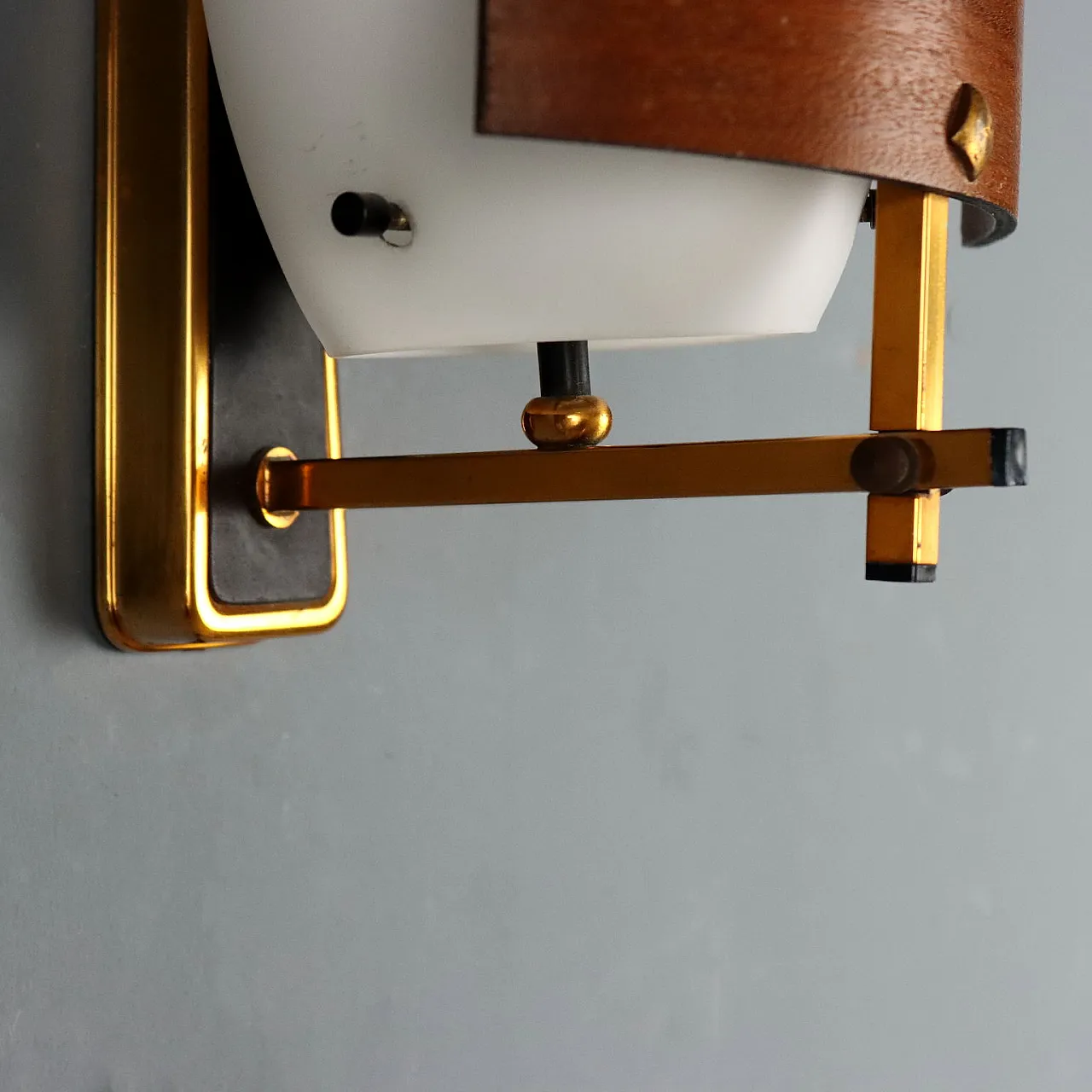 Applique in legno e ottone, anni '60 5