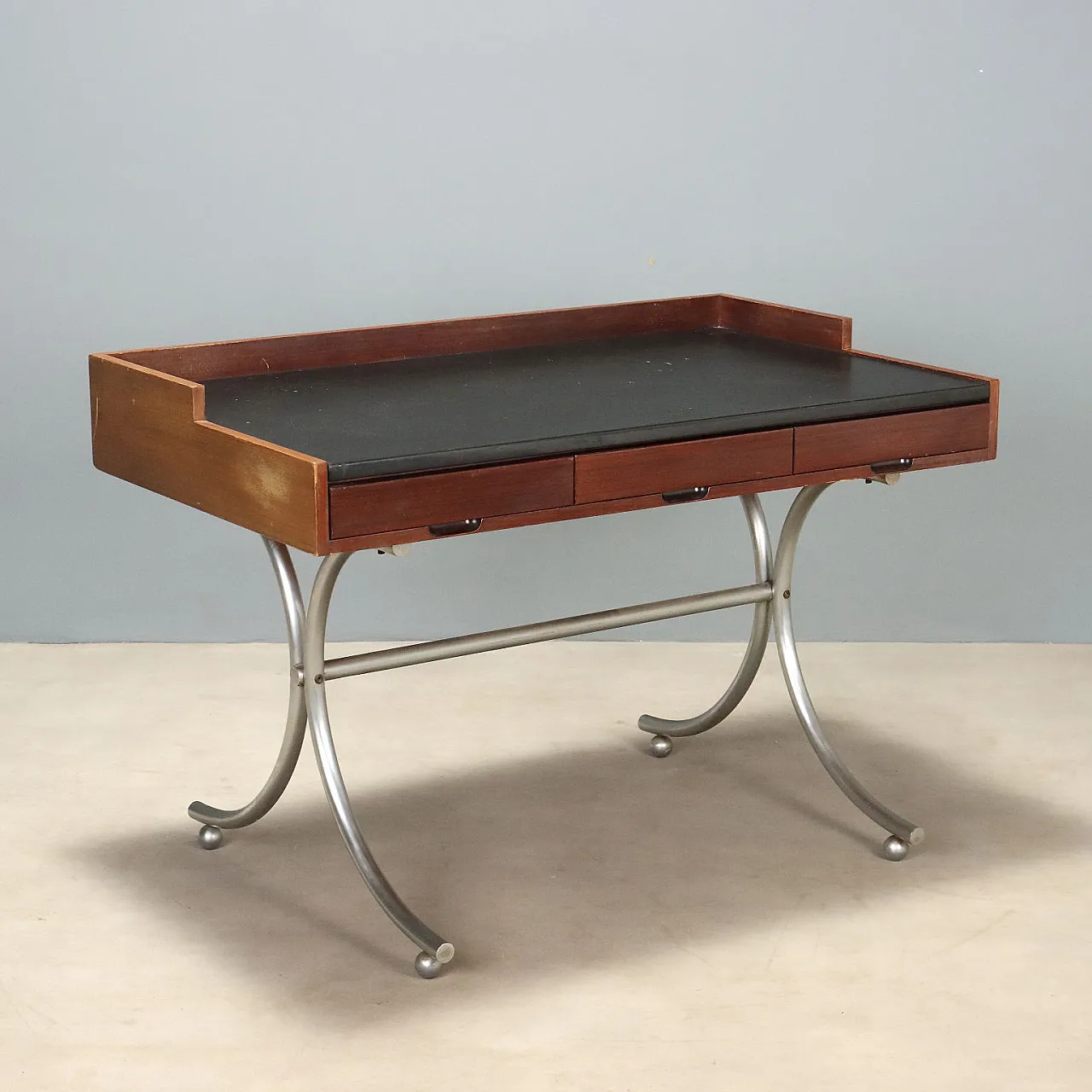Scrivania di design, anni '70 1