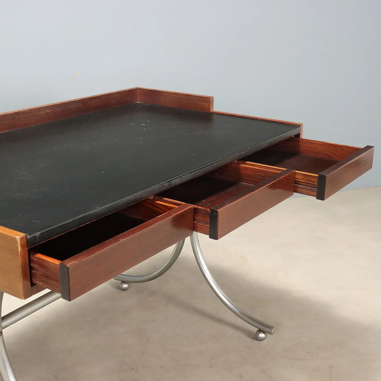 Scrivania di design, anni '70 3