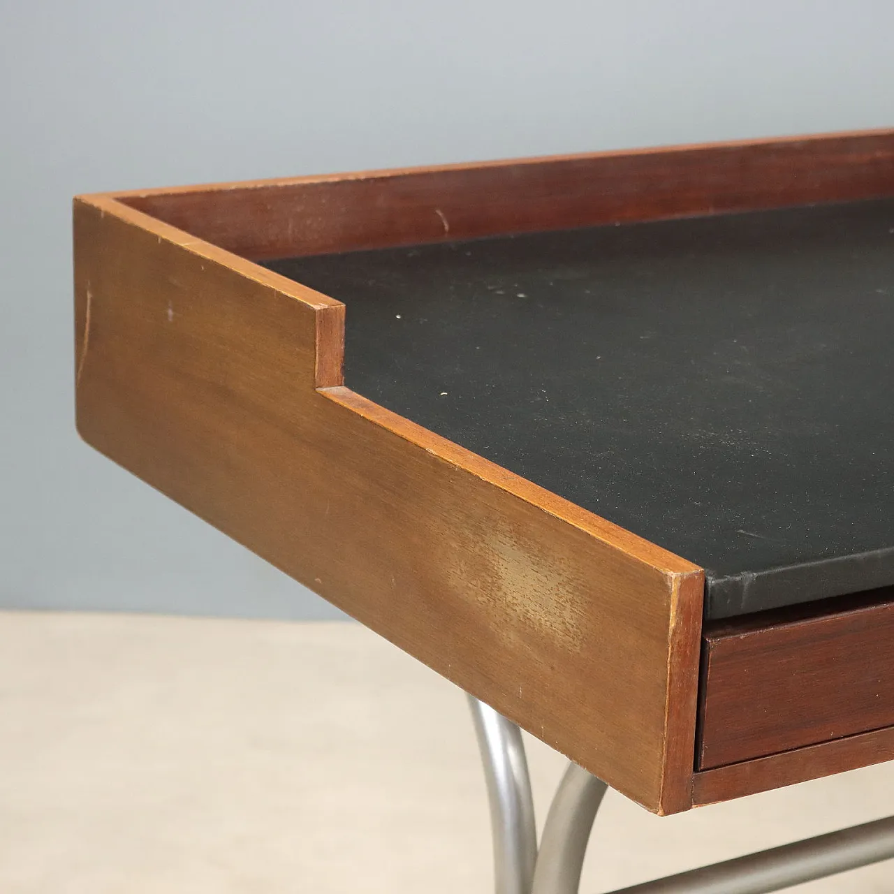 Scrivania di design, anni '70 4