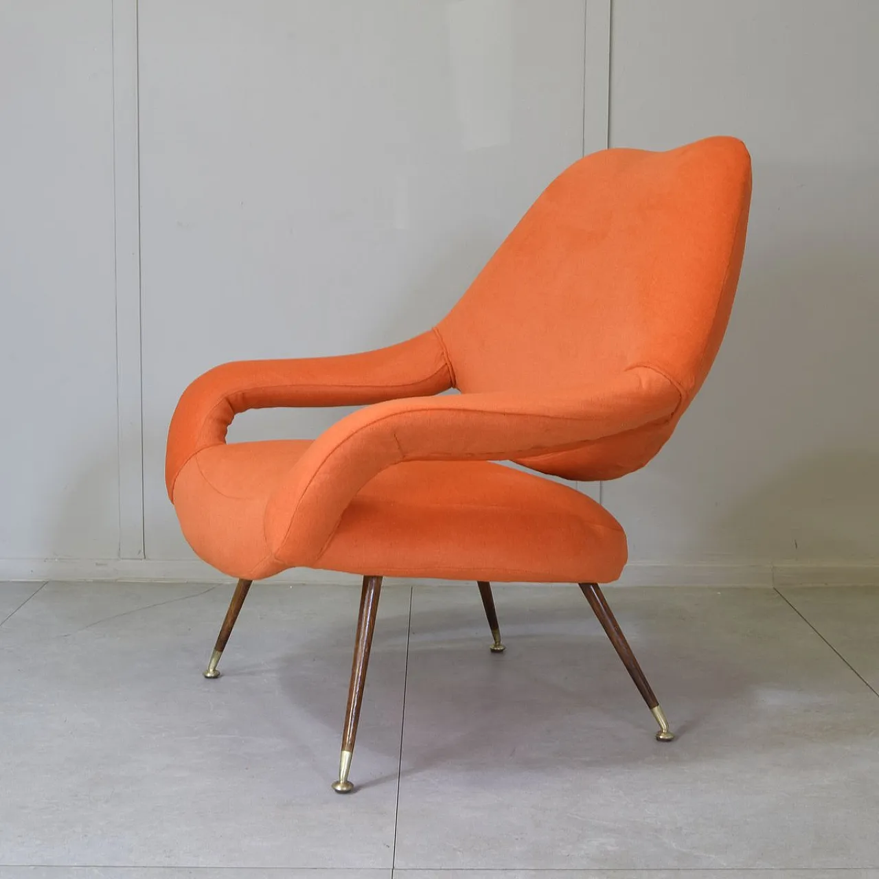 DU 55 armchair in walnut and brass by Gastone Rinaldi for Rima, 1950s 4