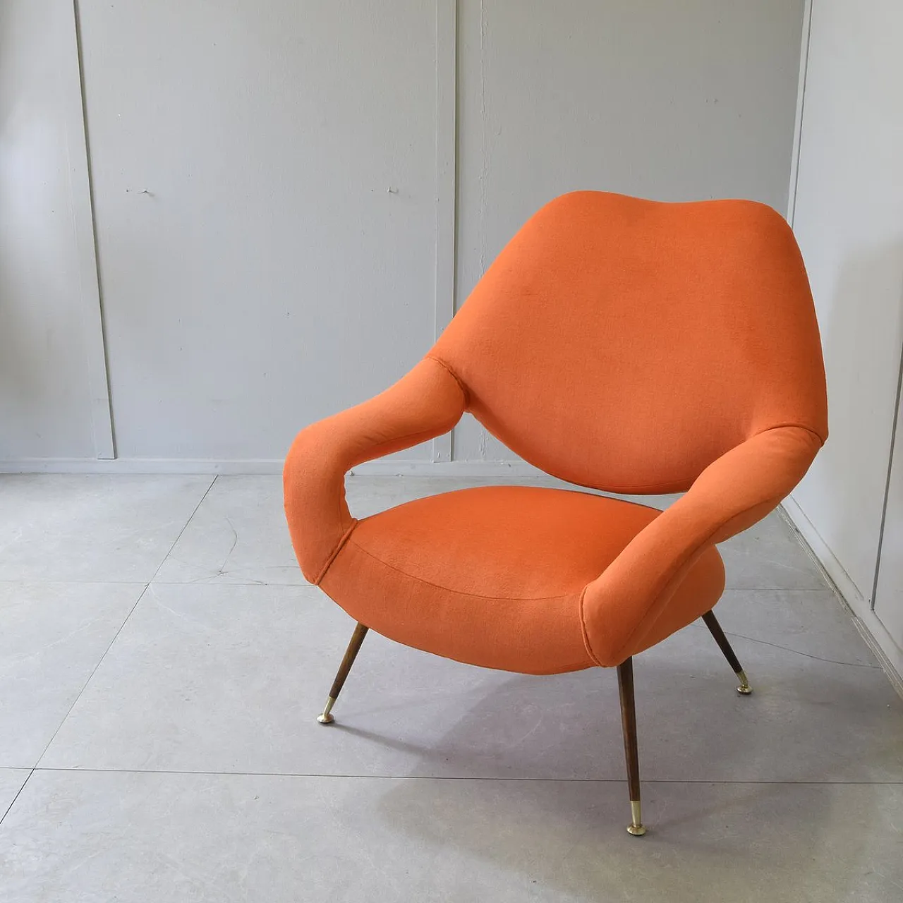 DU 55 armchair in walnut and brass by Gastone Rinaldi for Rima, 1950s 6