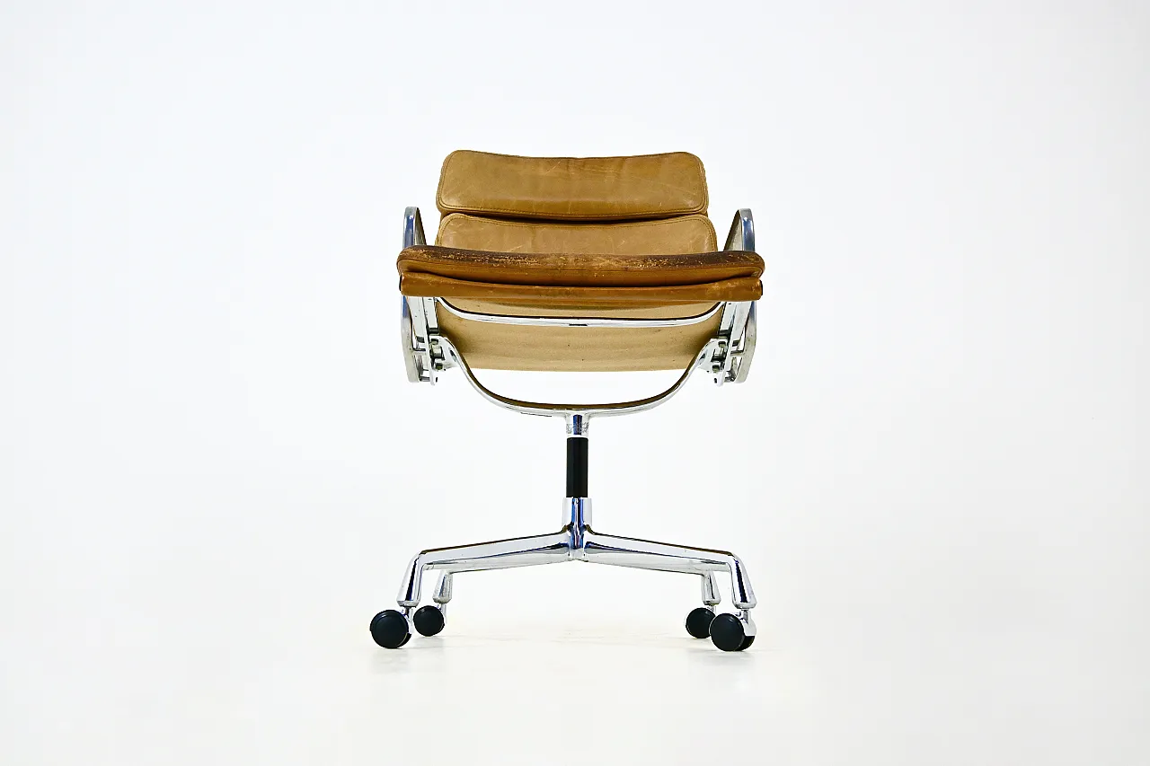 Sedia Soft Pad di Charles & Ray Eames per Herman Miller, anni '70 8