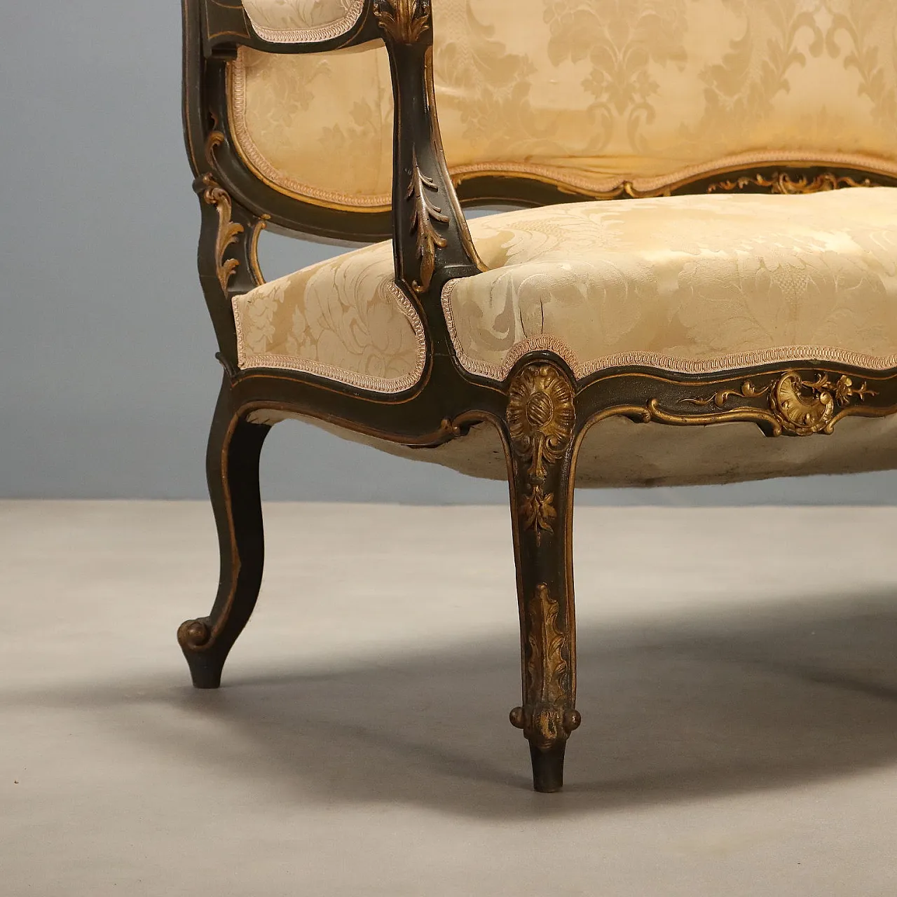 Baroque style sofa in carved wood, 19th century 8