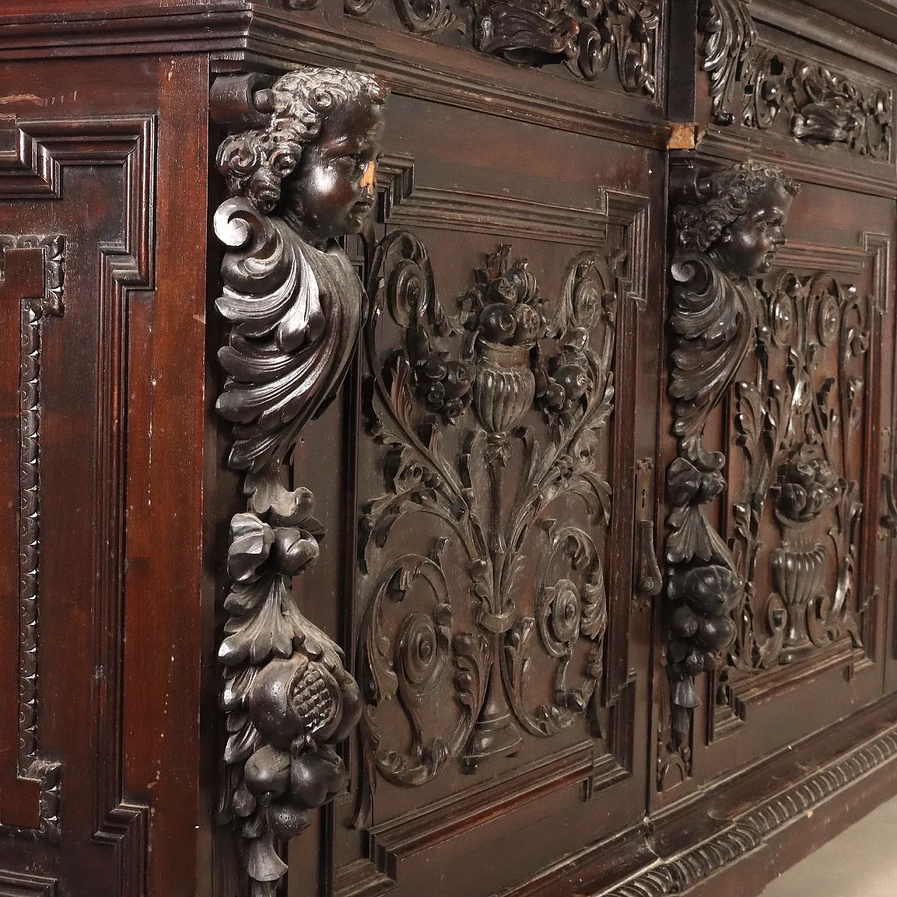 Credenza Neo Rinascimento in noce ebanizzata, '800 6