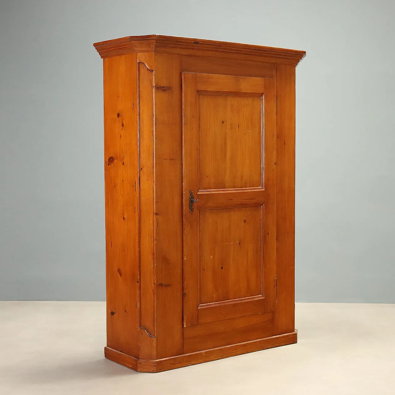 Larch wardrobe, mid-19th century 1