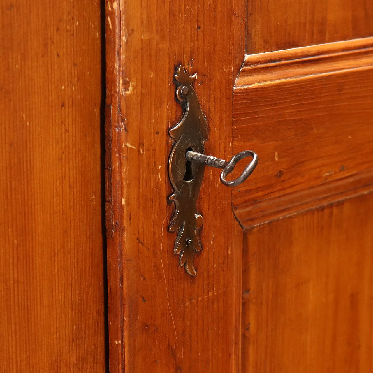 Larch wardrobe, mid-19th century 8