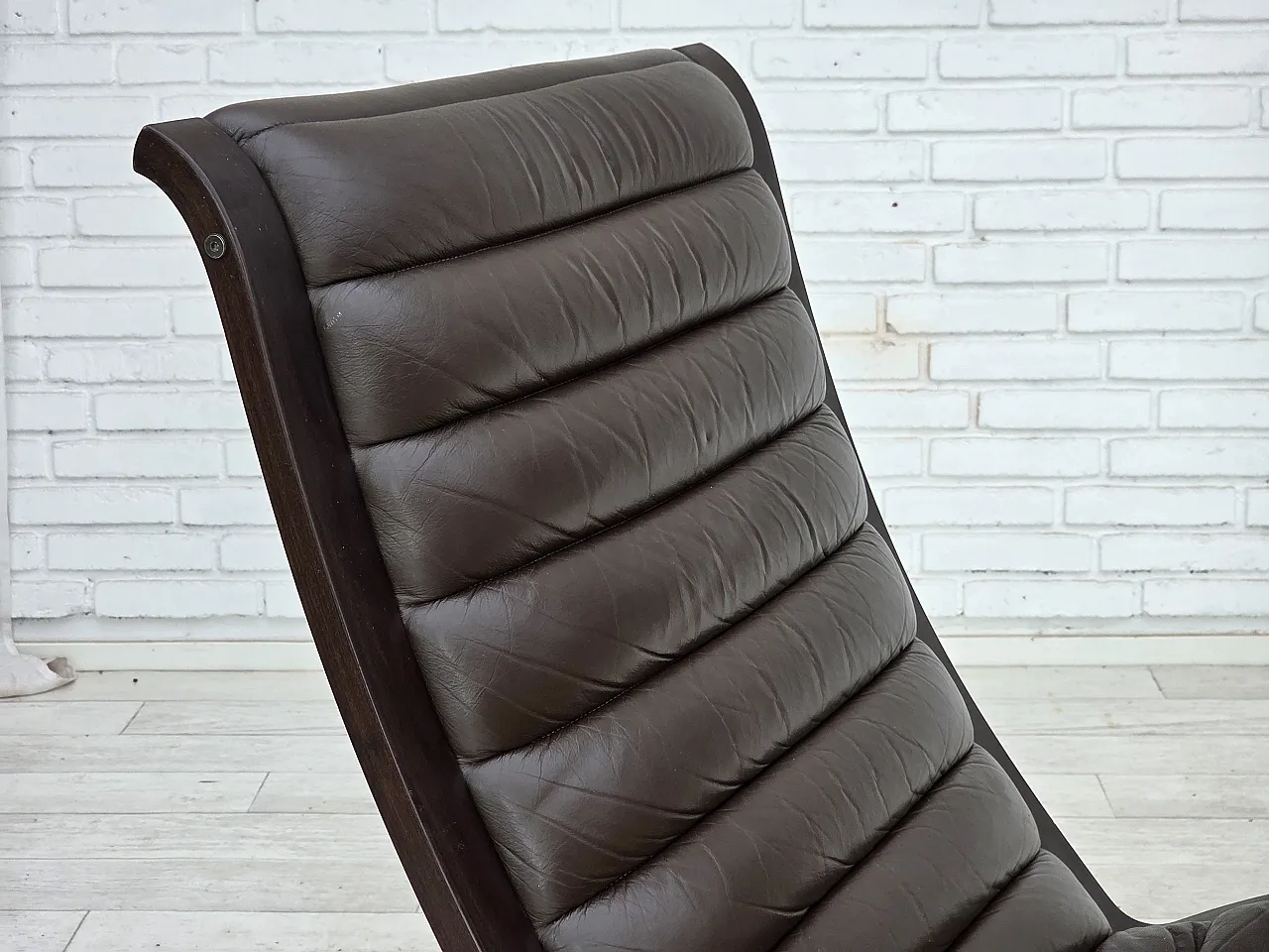 1970s, Danish chair by Peter Hvidt & Orla Mølgaard for Fritz Hansen. 2