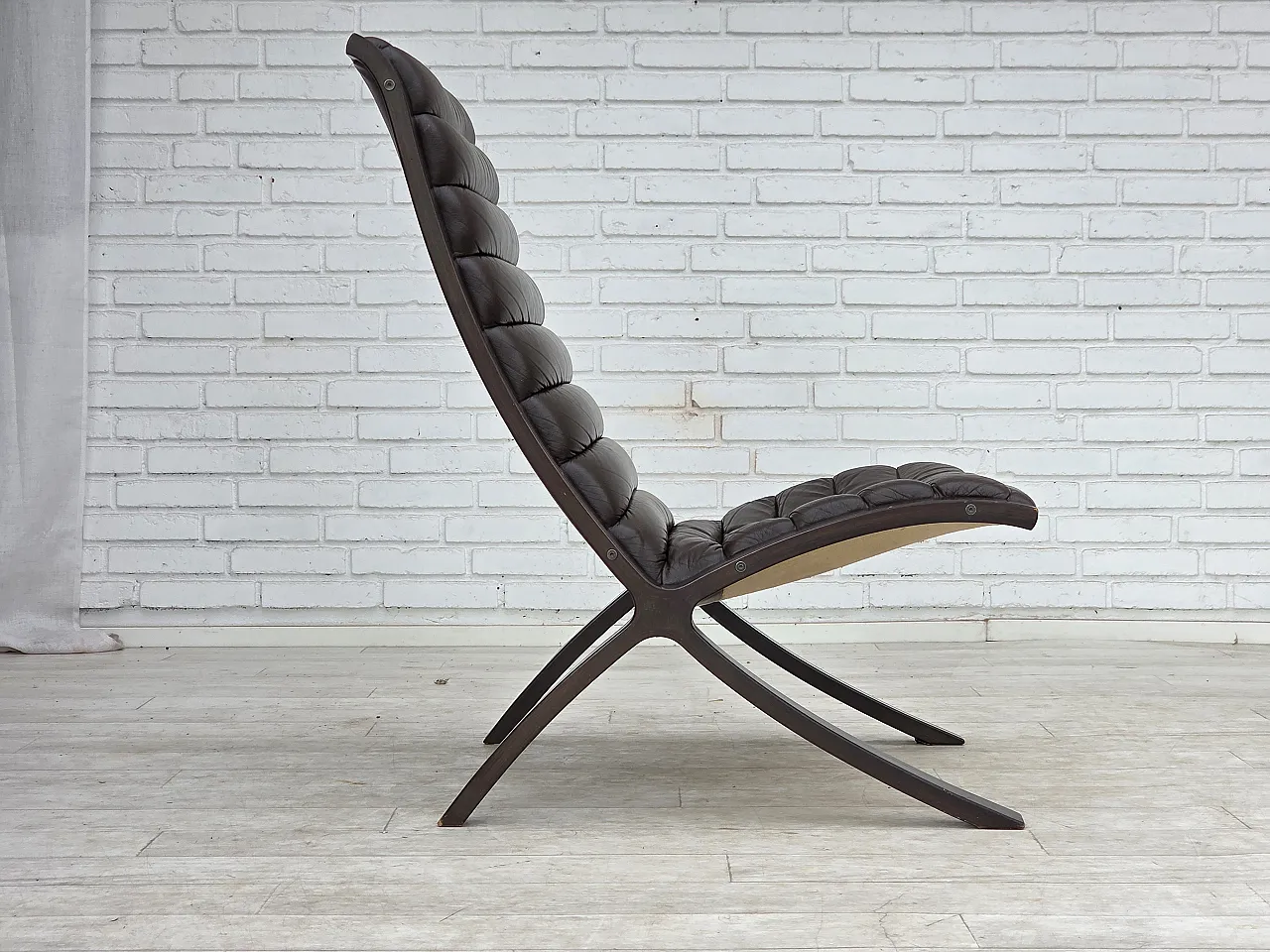 1970s, Danish chair by Peter Hvidt & Orla Mølgaard for Fritz Hansen. 8