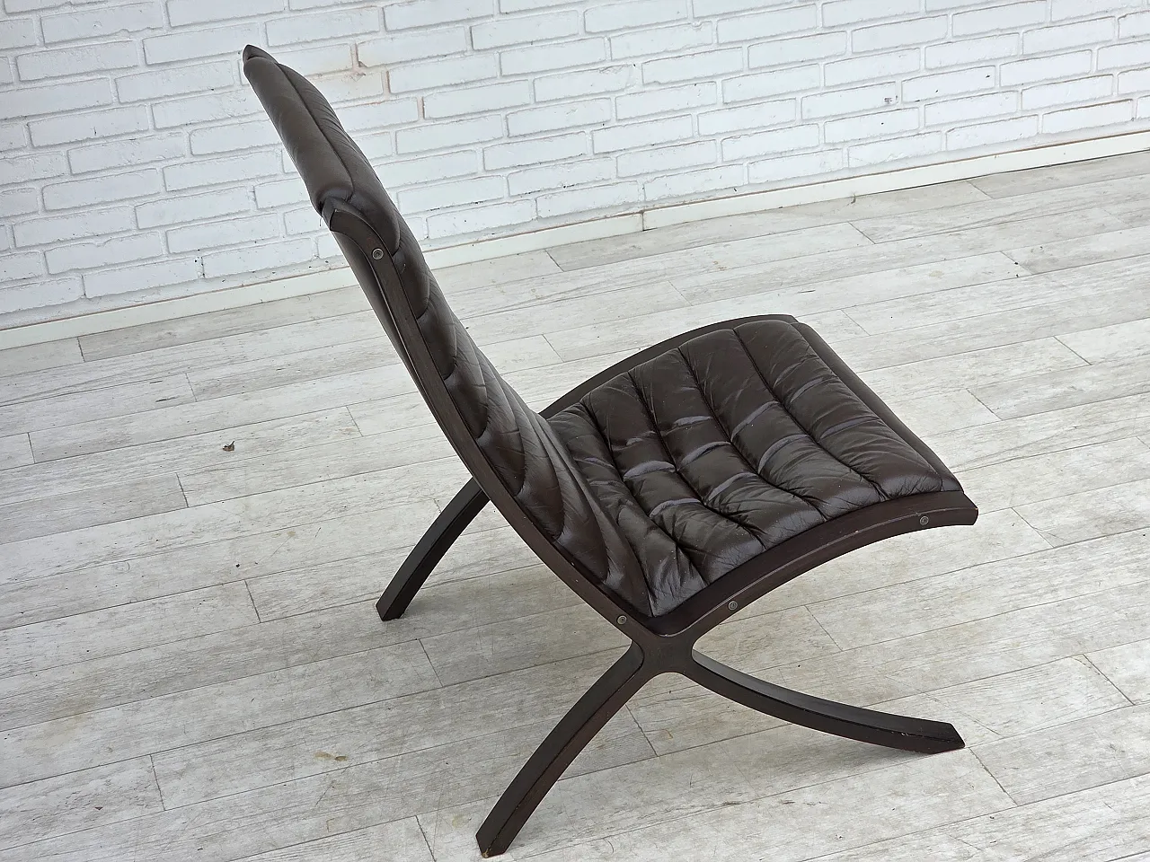 1970s, Danish chair by Peter Hvidt & Orla Mølgaard for Fritz Hansen. 9