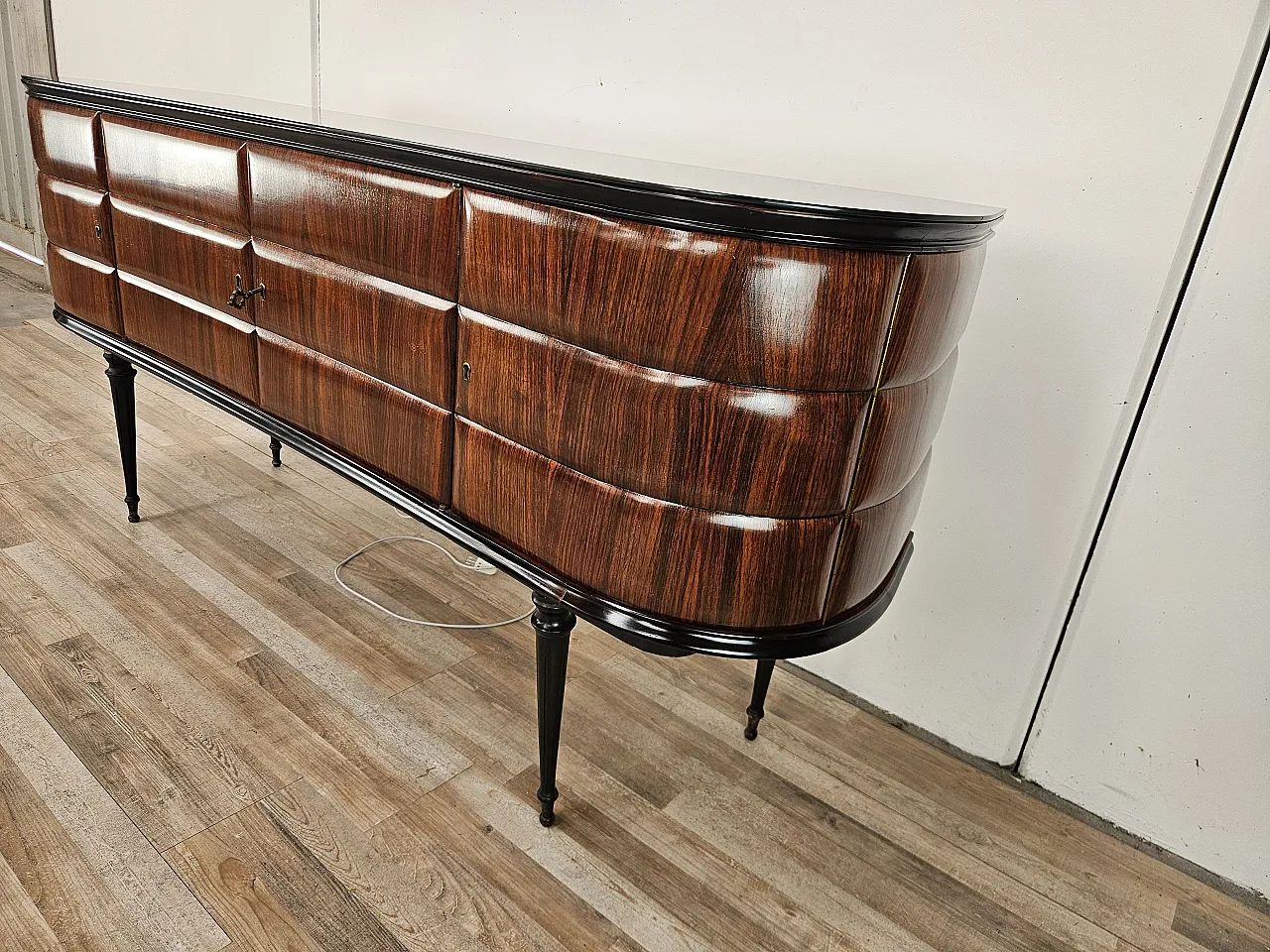 Mobile bar sideboard by Vittorio Dassi from the 1950s 2