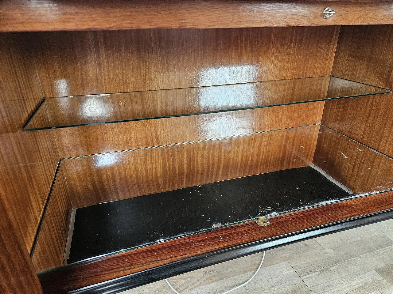 Mobile bar sideboard by Vittorio Dassi from the 1950s 13
