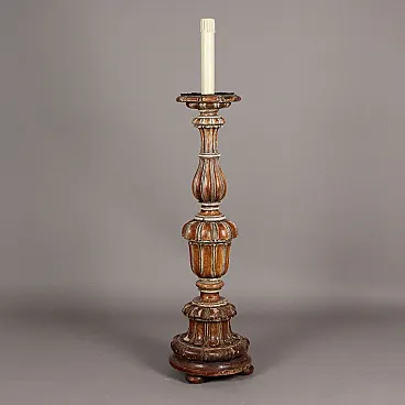 Lampada da terra in legno laccato e intagliato, '800
