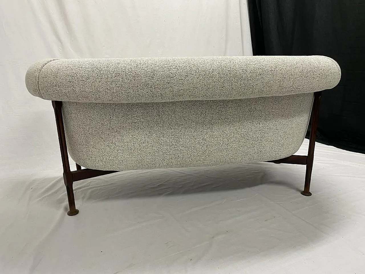 Two-seater sofa palissan structure, 1960s 2