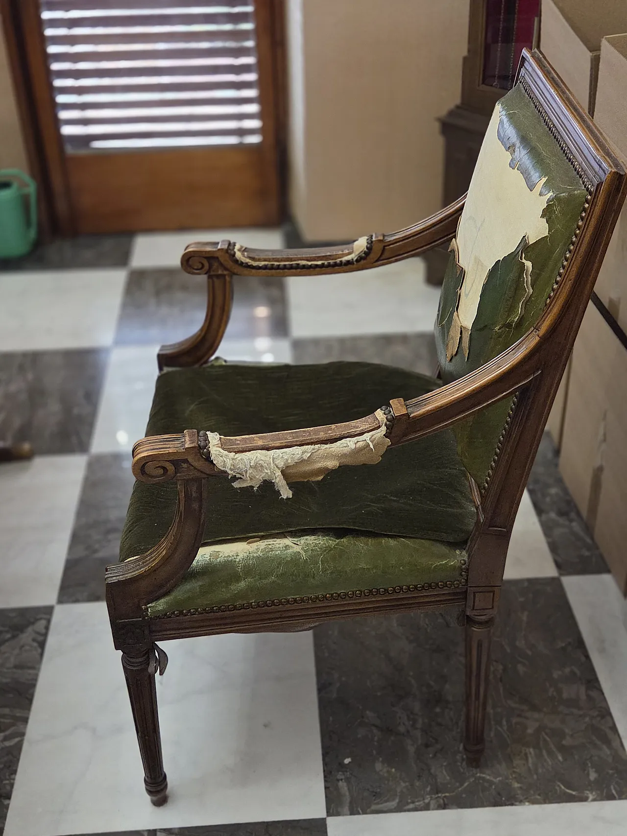 Armchair in wood and velvet, late 20th century 1