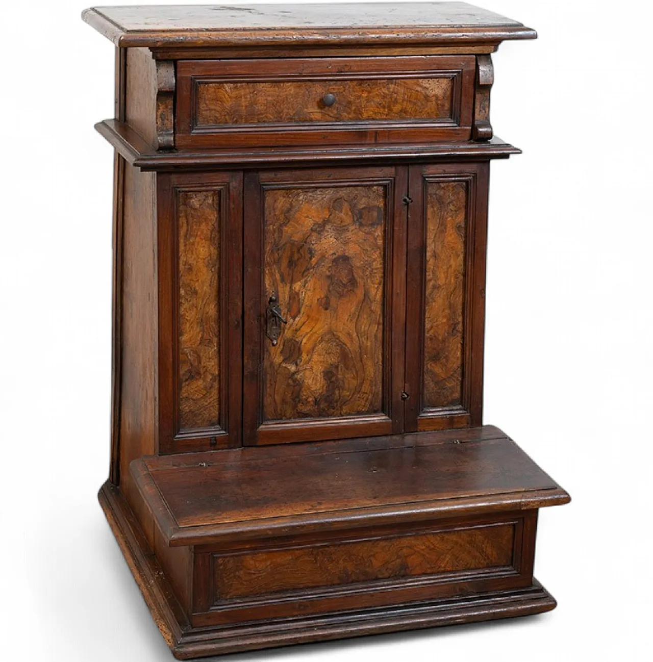 Louis XIV kneeler in solid walnut and briar, 18th century 6