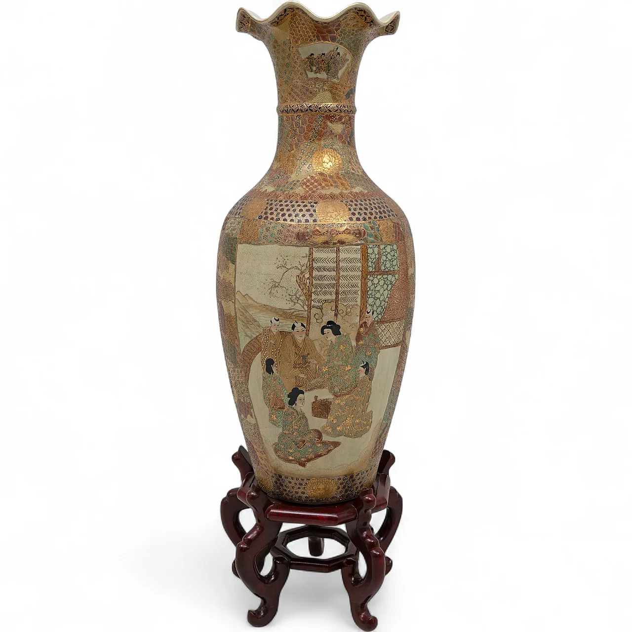 Large Royal Satsuma vase with figural on gilded ground, early 20th c. 10
