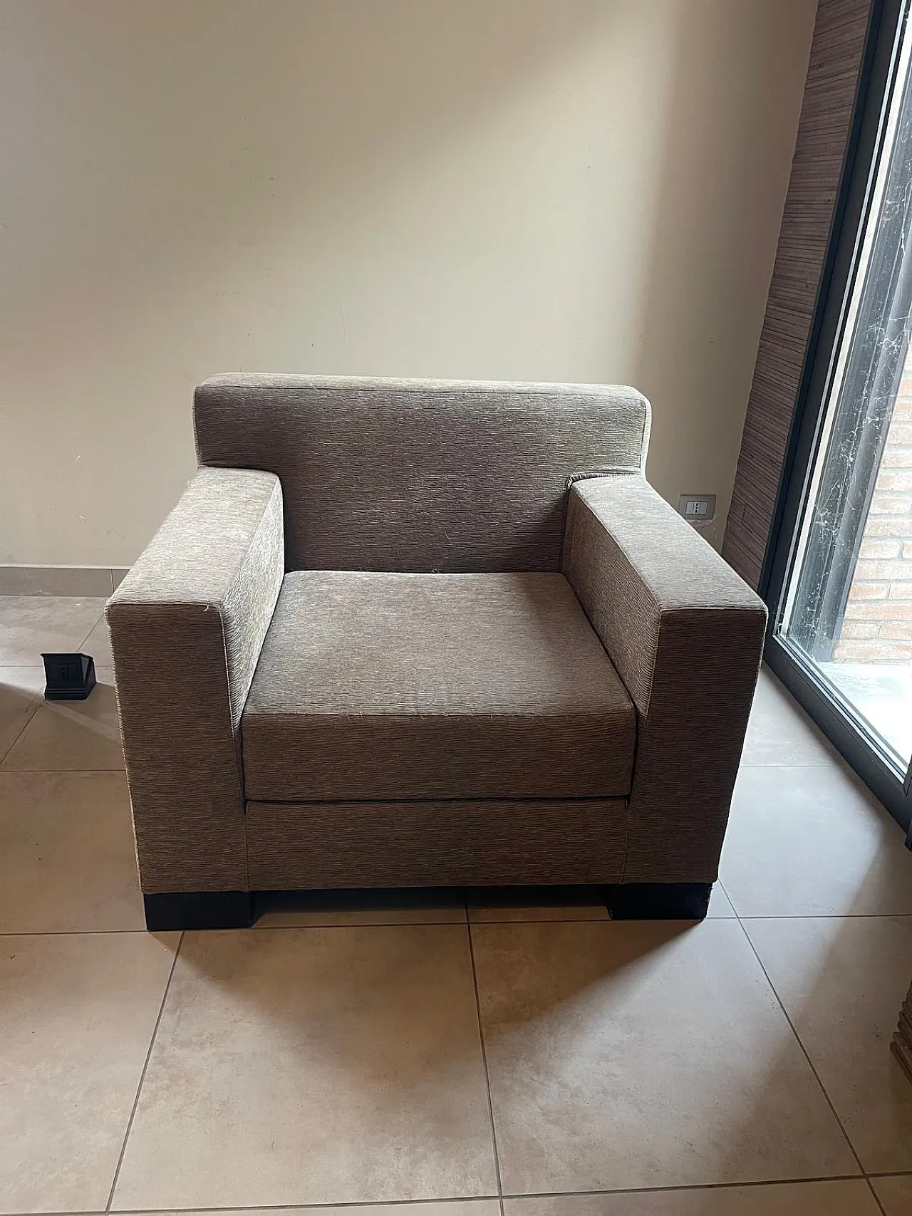 4 Poltrone lounge geometriche Armani/Casa, anni 2000 2