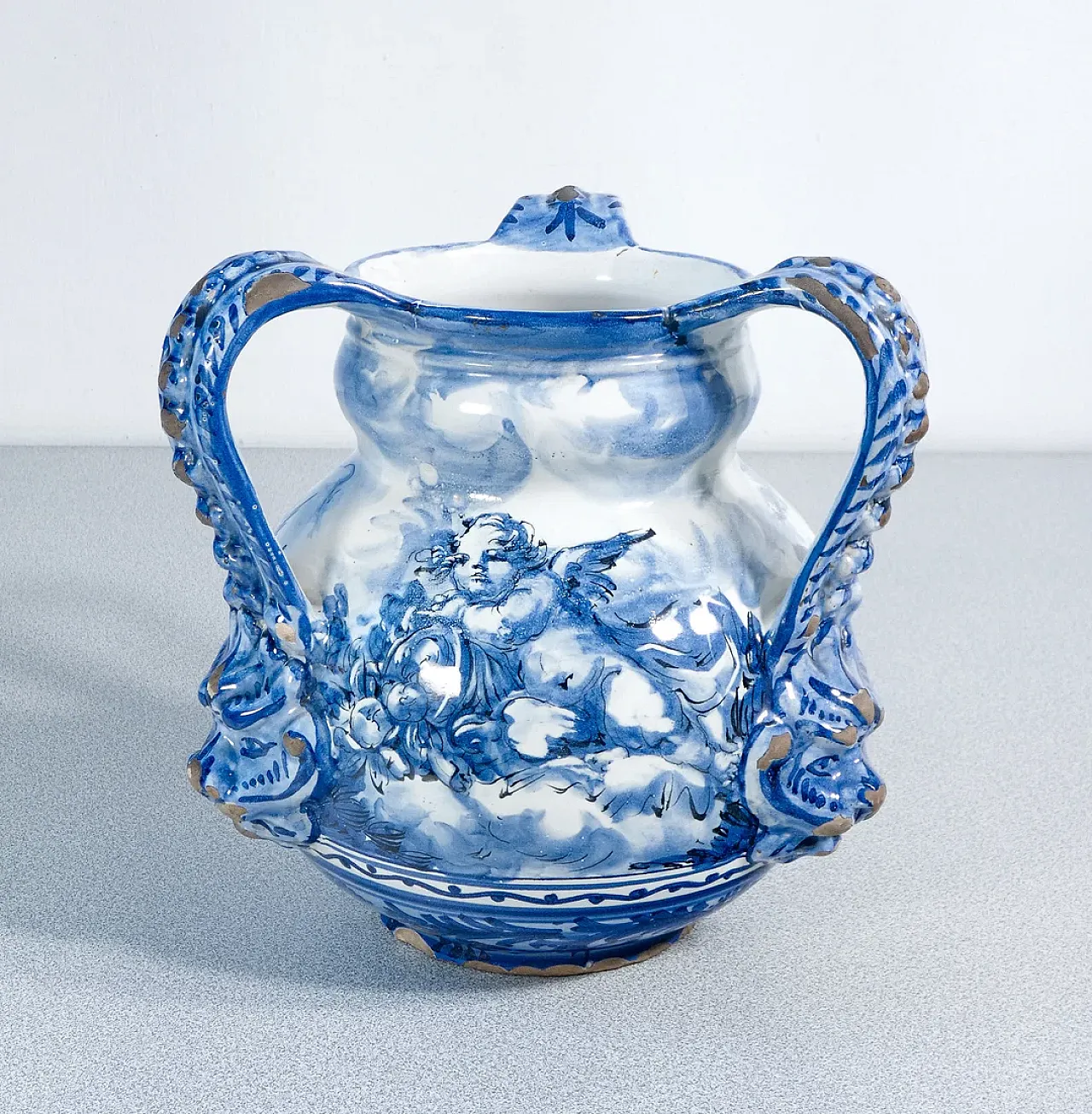 Vaso triansato in maiolica di Alba Docilia, primo '900 1