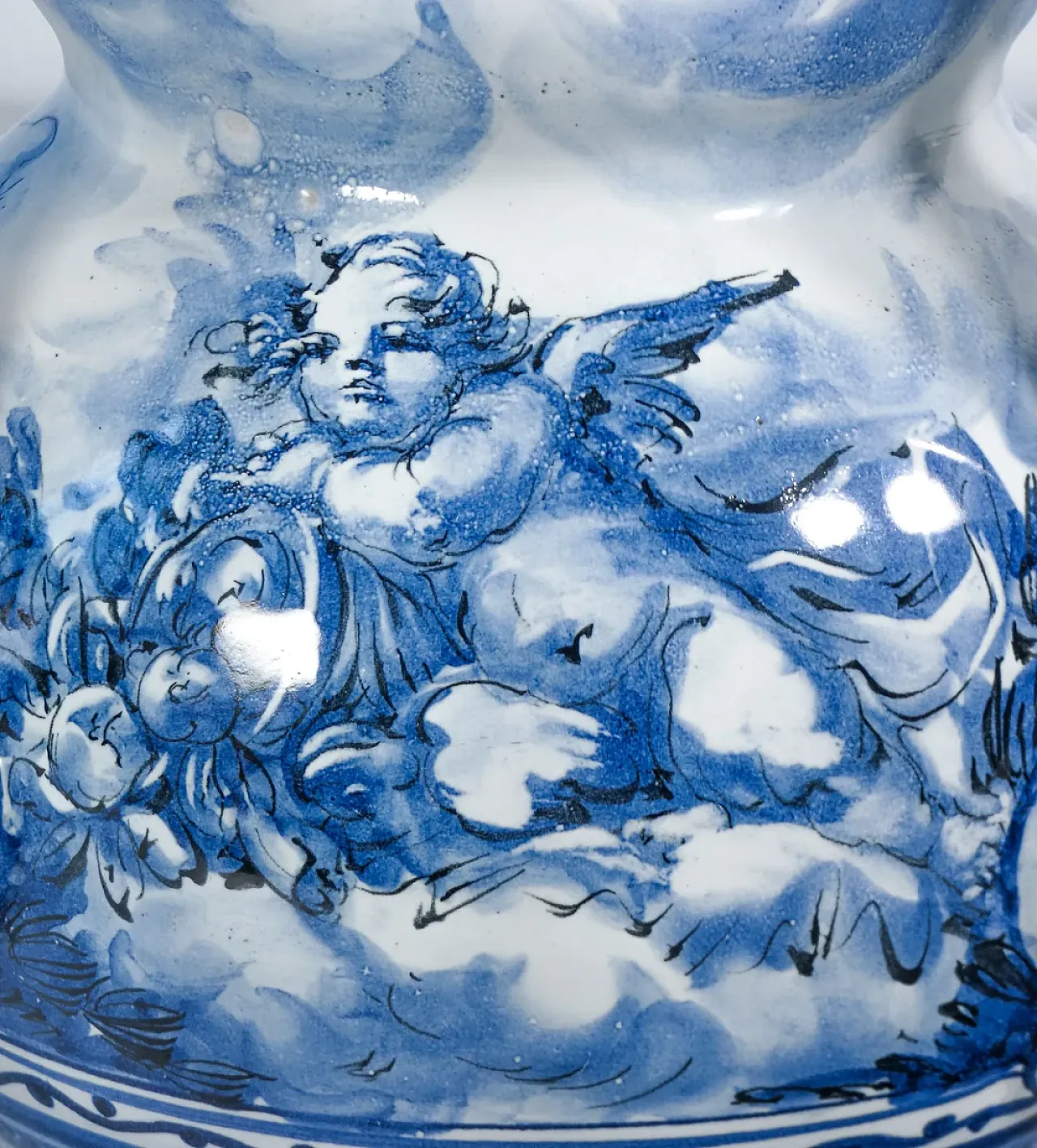 Vaso triansato in maiolica di Alba Docilia, primo '900 3