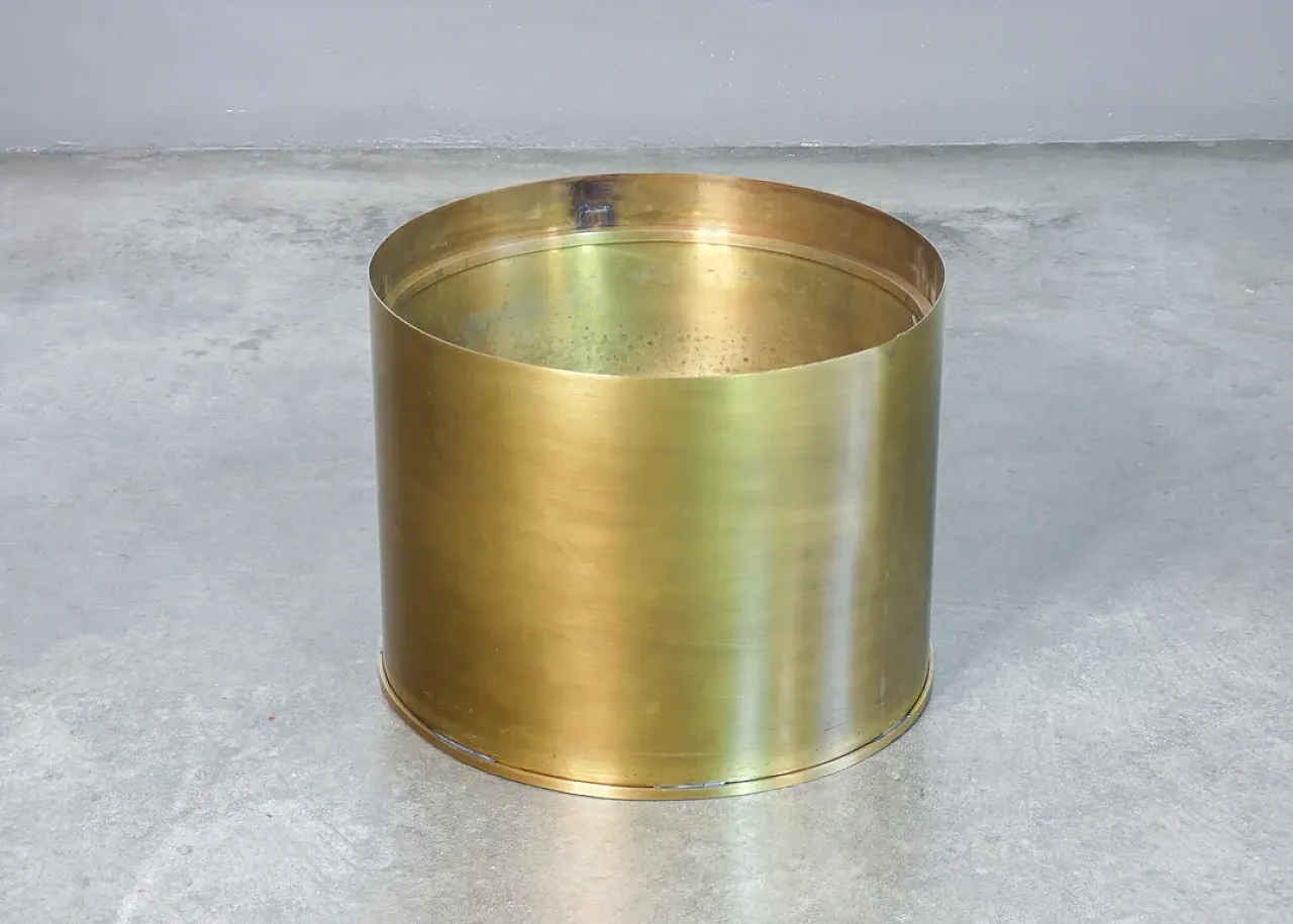 Sectional coffee table with central brass and glass cachepot, 1970s 13