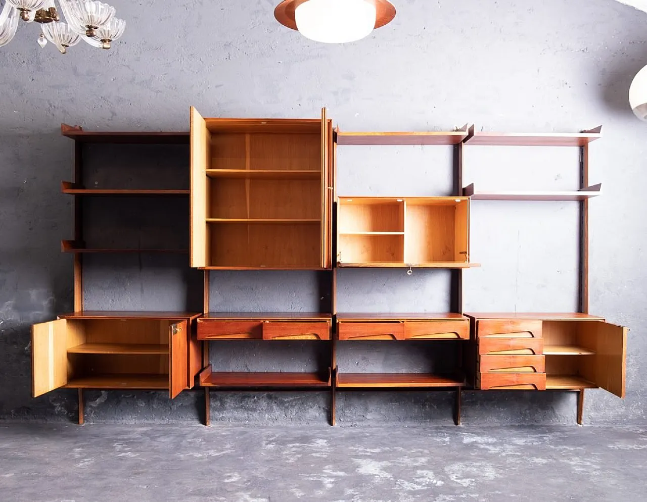 Dassi bookcase by Edmondo Palutari, 1960s 3