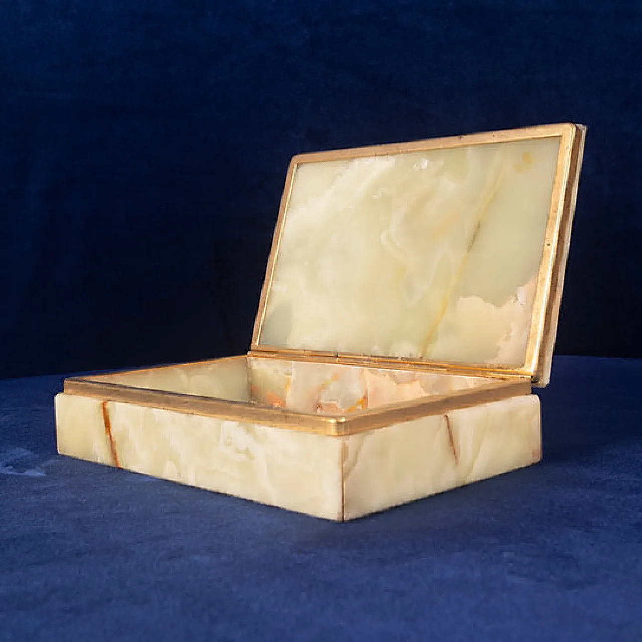 Onyx and brass jewellery box, 1970s 7