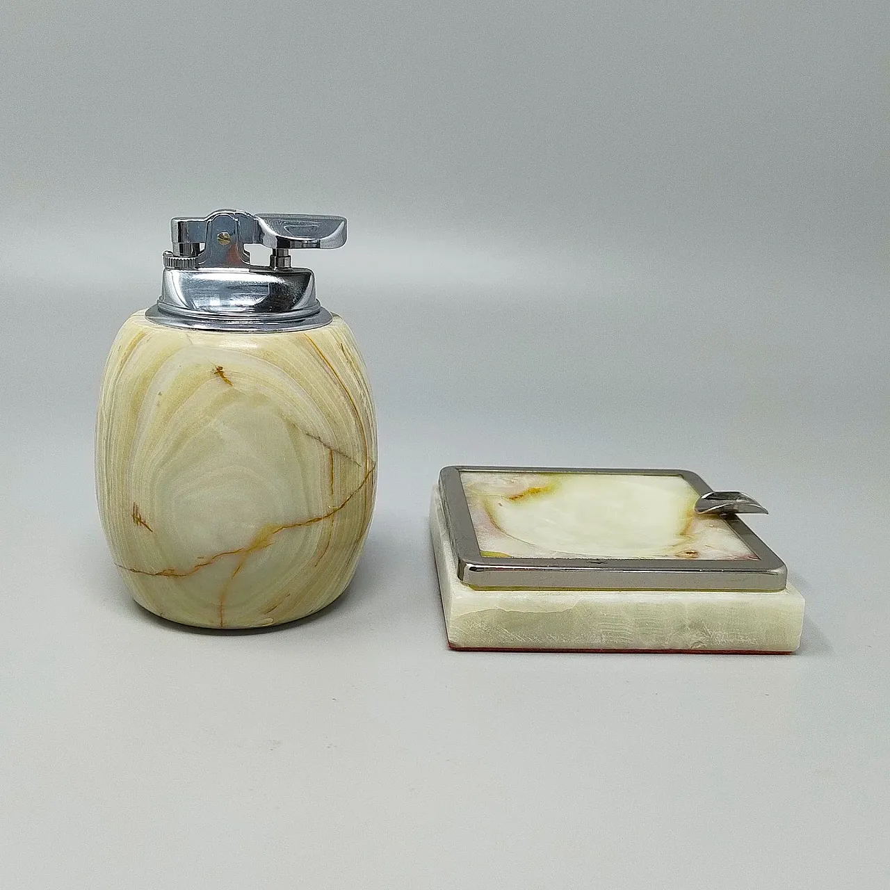 Onyx and chrome table lighter and ashtray smoking set, 1960s 2
