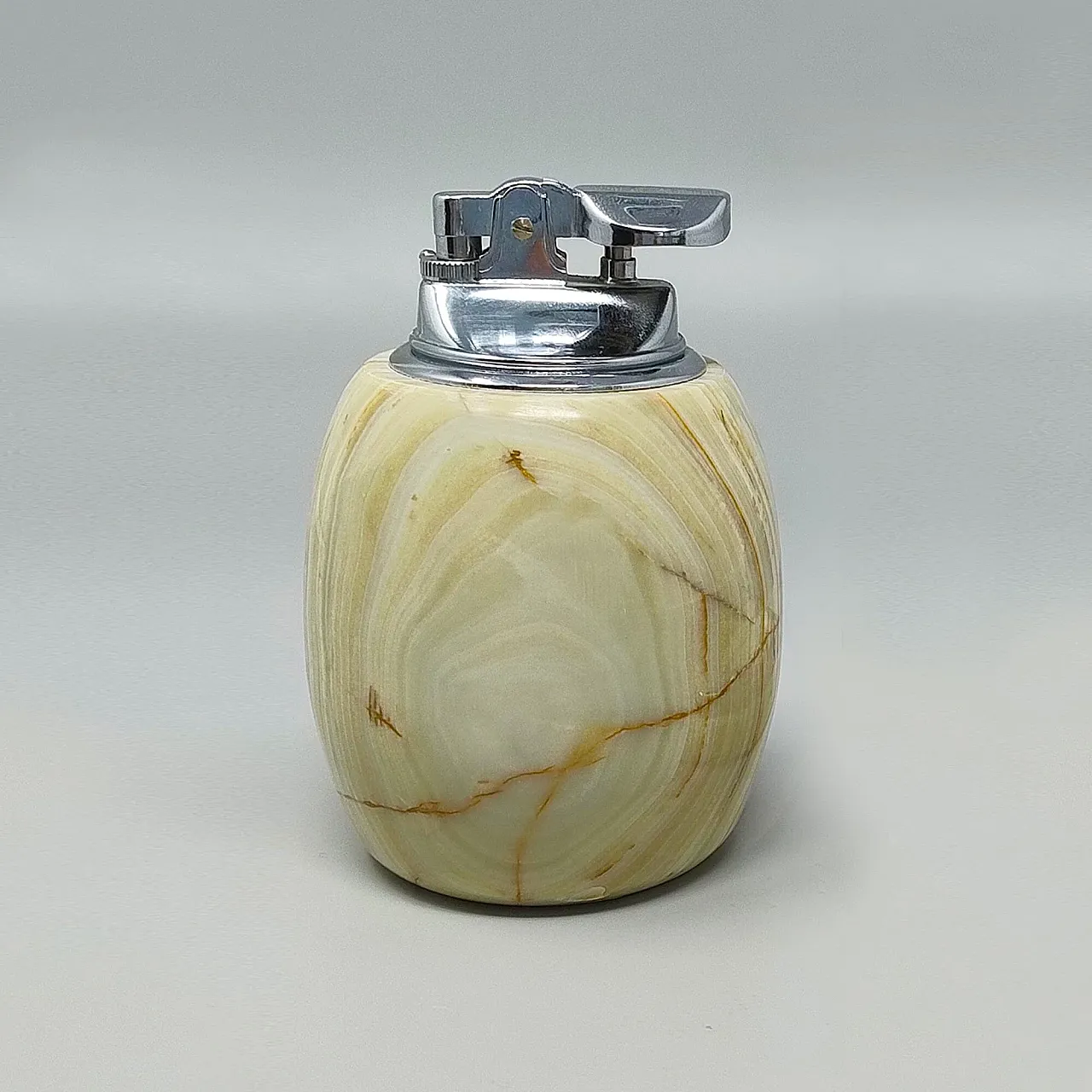 Onyx and chrome table lighter and ashtray smoking set, 1960s 4