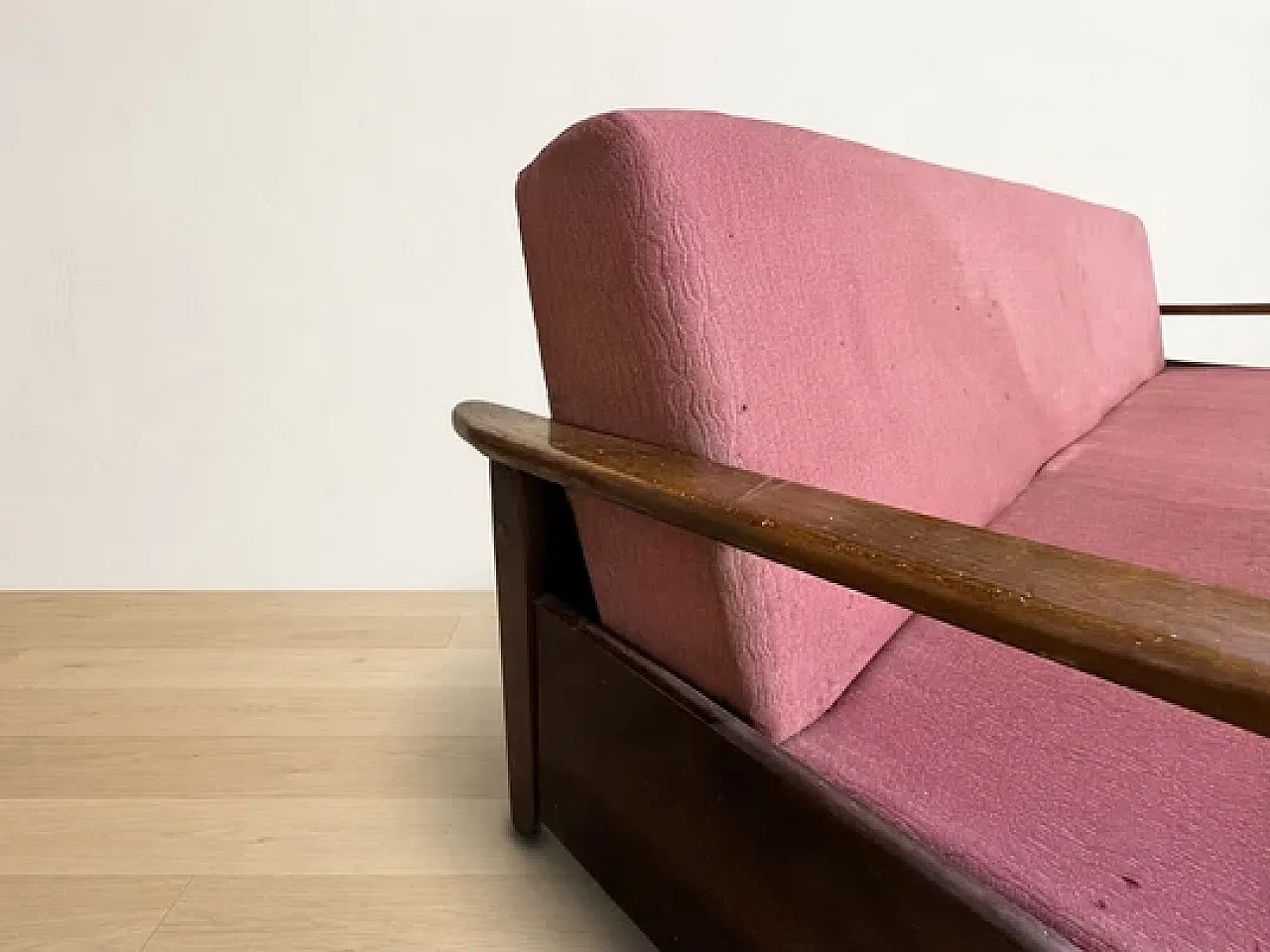 Burgundy sofa by Edmund Homa, 1960s 11