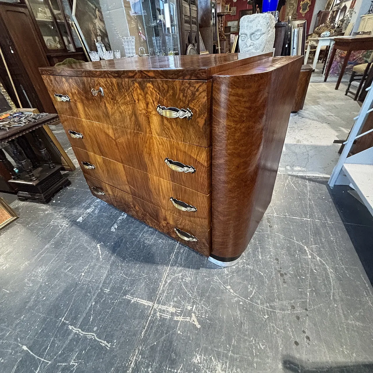 Art Deco chest of drawers in walnut and metal, 1940s 6