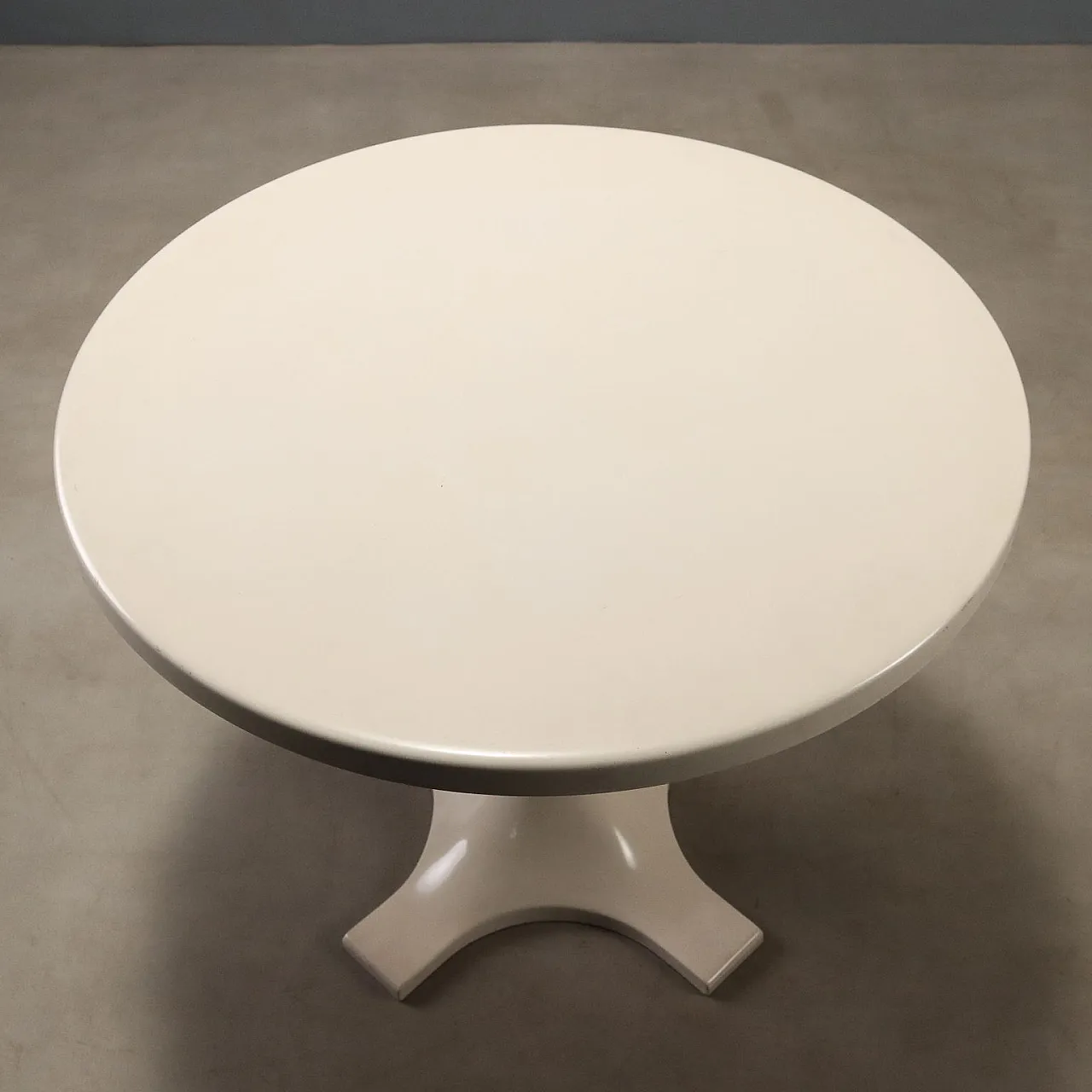 Kartell table, 1960s 7