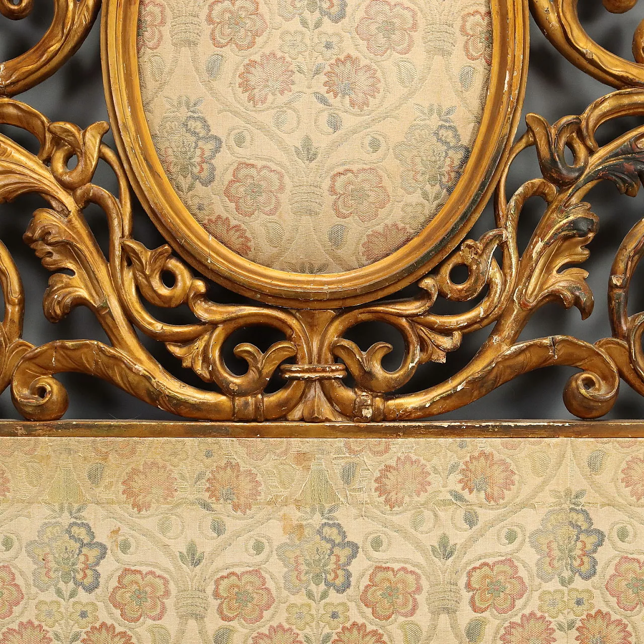 Carved and golden double bed headboard, 19th century 8