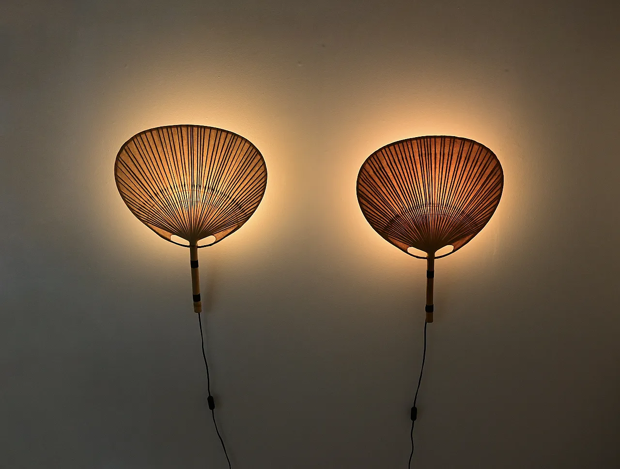 Coppia di lampade da parete “Uchiwa” di Ingo Maurer per M Design, anni '70 2