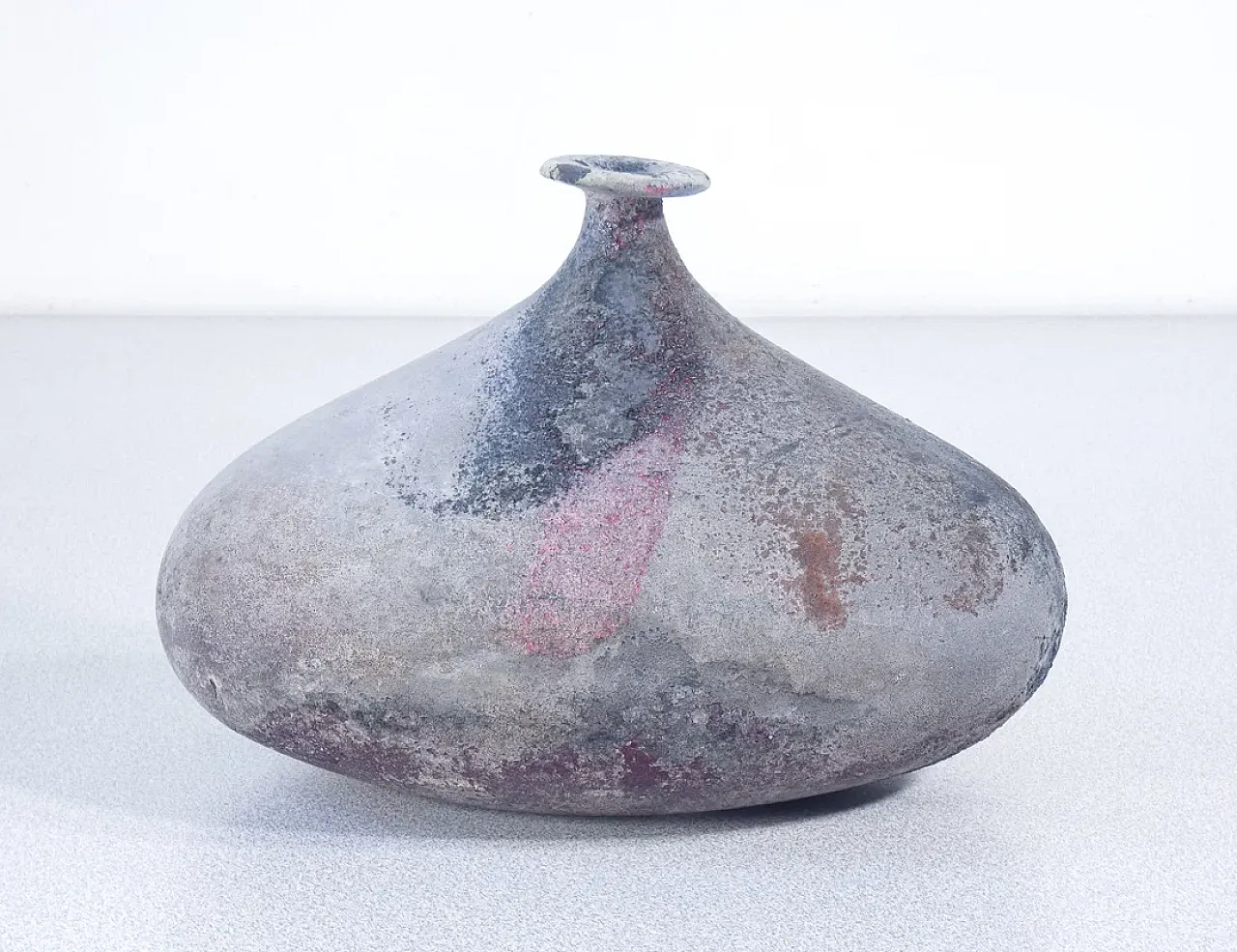 Vaso della serie Scavo in vetro soffiato di Alfredo Barbini, anni '70 3