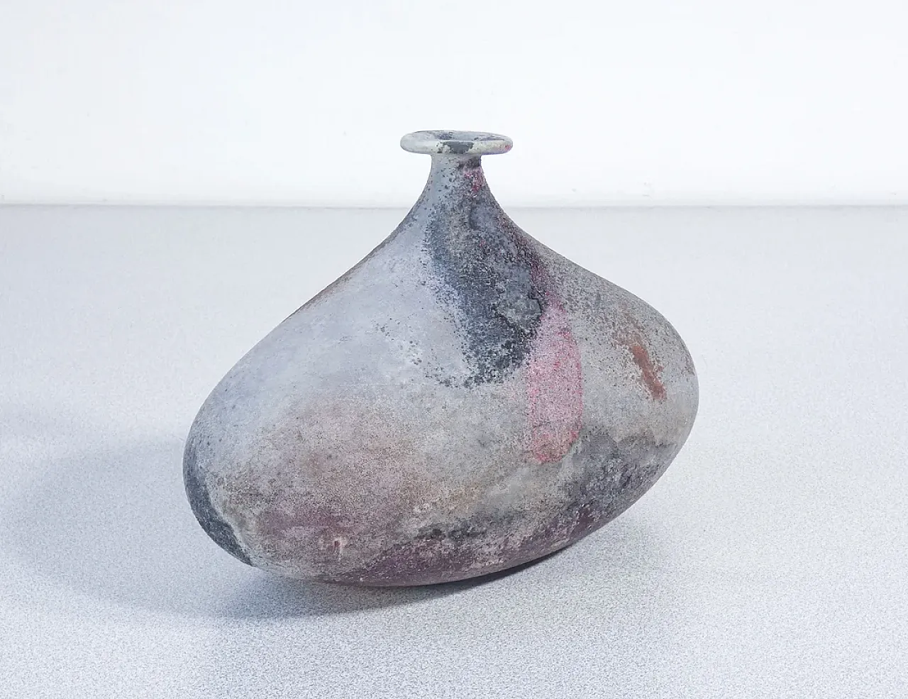Vaso della serie Scavo in vetro soffiato di Alfredo Barbini, anni '70 4