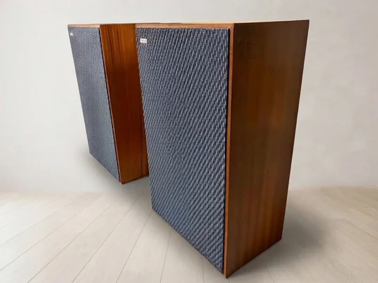 Pair of Tesla ARS 825 Hi-Fi speakers, mid-20th century 4