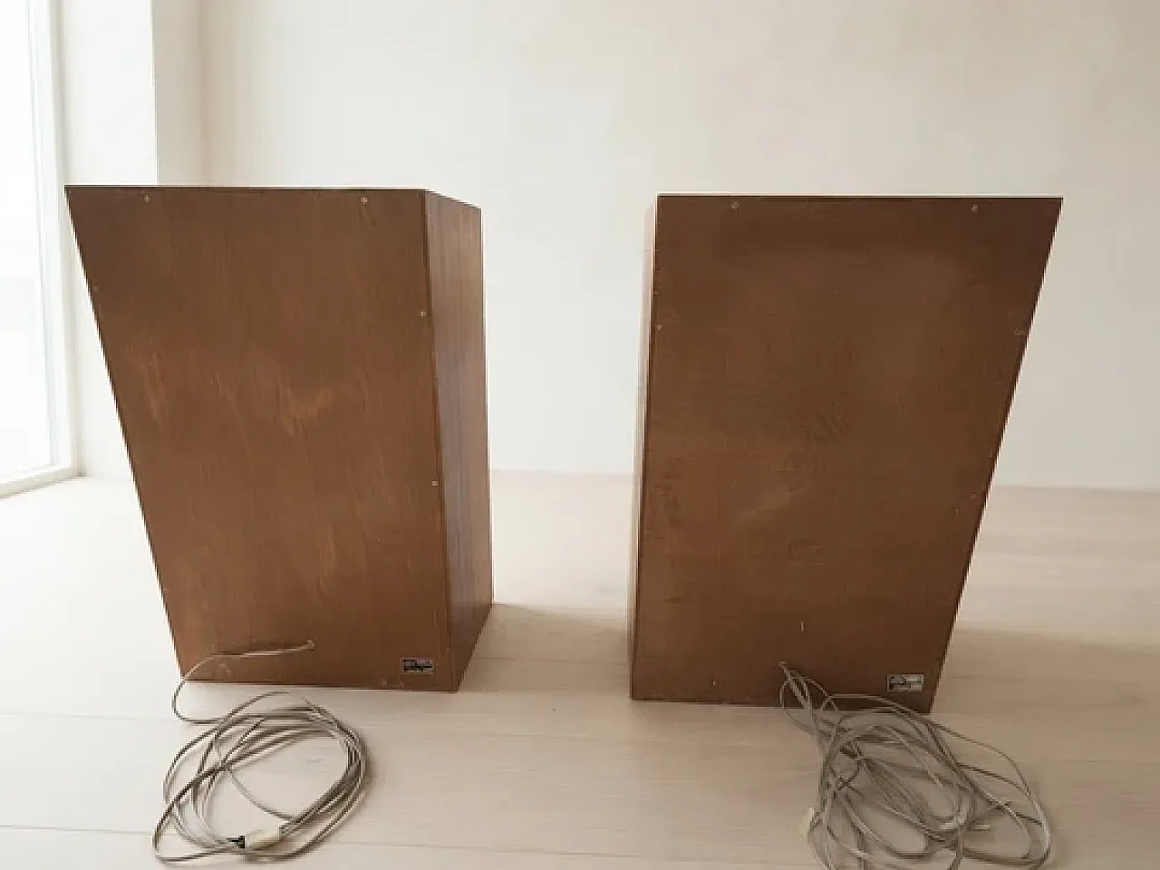 Pair of Tesla ARS 825 Hi-Fi speakers, mid-20th century 12