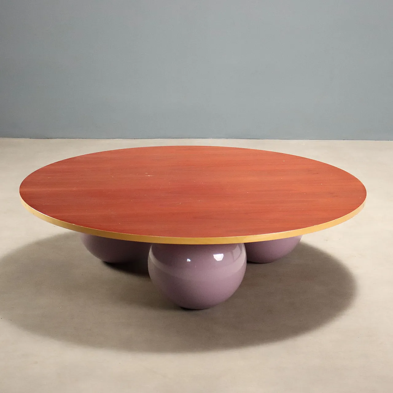 Coffee table with sphere base, 1980s 1