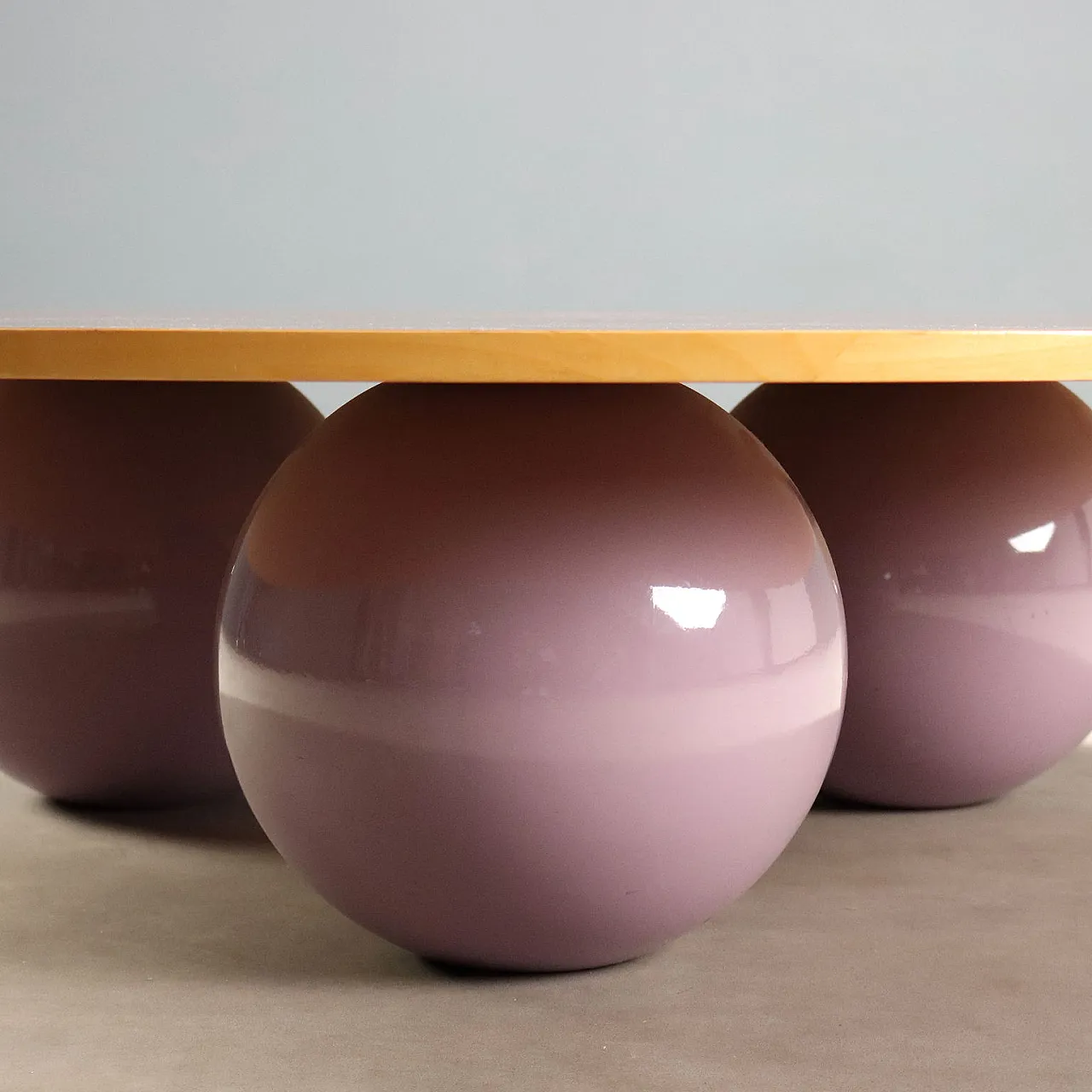 Coffee table with sphere base, 1980s 4