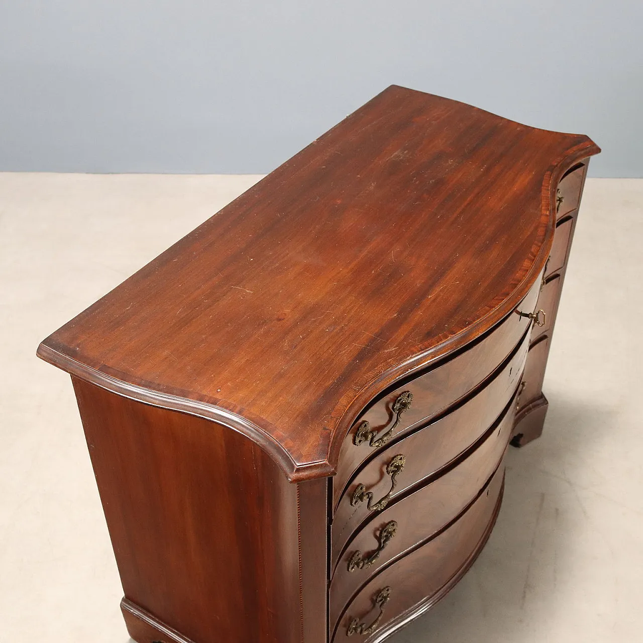 Chest of drawers in mahogany and mahogany feather, 19th century 8