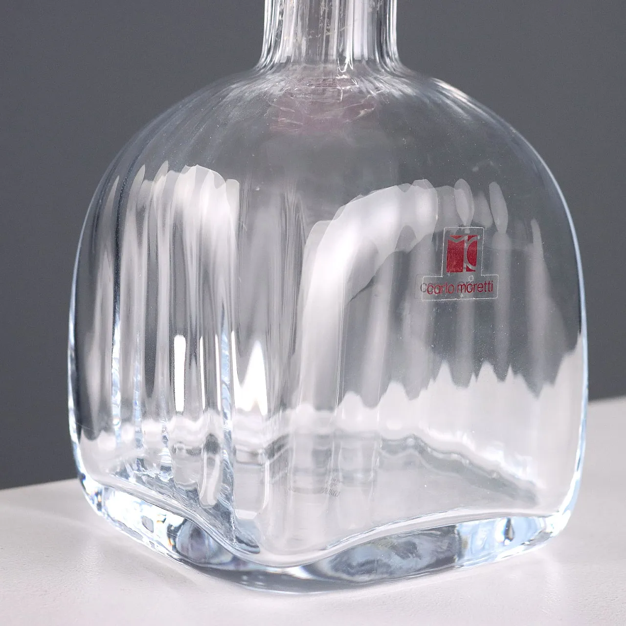 Ribbed blown glass bottle with rose-shaped cap, 20th century 5